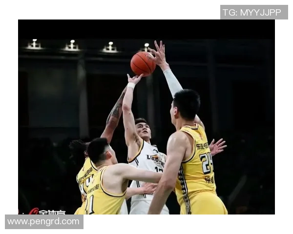 上海篮球队包夹战术的优缺点分析与未来调整建议 上海篮球队包夹战术的优缺点分析与未来调整建议